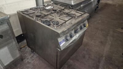 Zanussi Commercial Gas 4 Hob Oven and Grill