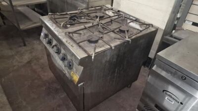 Zanussi Commercial Gas 4 Hob Oven and Grill - 2
