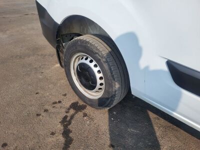 2021 Ford Transit Custom T300 Crew Van - 10