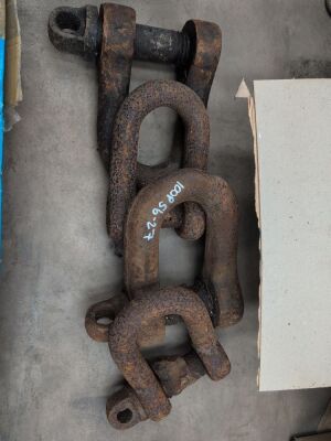 4x D Shackles