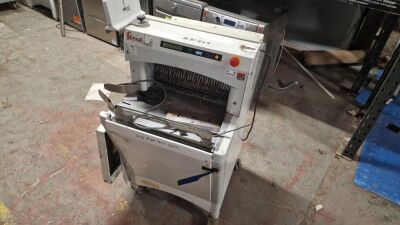 240v Venice EFG 450/13 Bread Slicer