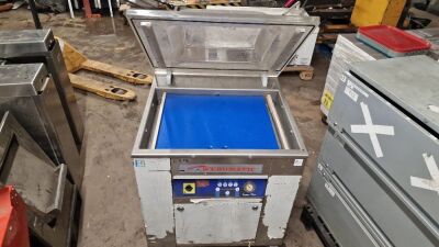 3 Phase Webomatic Vacuum Packer Super Max on Wheels