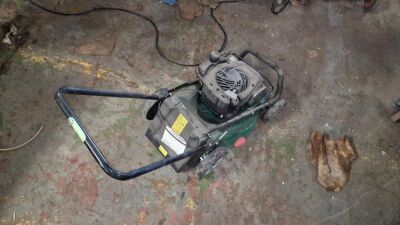 Qualcast XSS41D 125cc Hand Push Petrol Lawn Mower