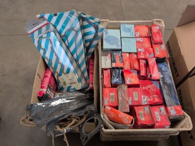 Quantity of Ball Joints, Track Rod Ends & Gasket Seals