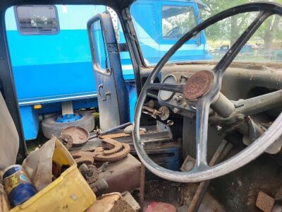 Commer 4x2 Recovery Vehicle - 7