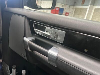 2016 Land Rover SDV6 Discovery - 10