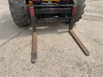 2007 JCB 926 Forklift - 9