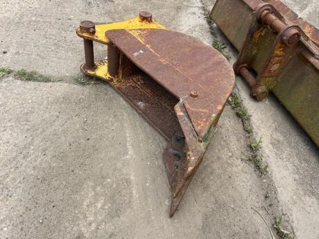 1ft Digging Bucket - 45mm Pins