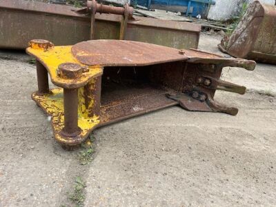 1ft Digging Bucket - 45mm Pins - 2