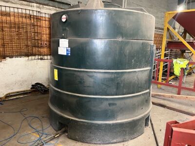 Titan 5000ltr Bunded Fuel Tank with Piusi Cube 50 Fuel Pump