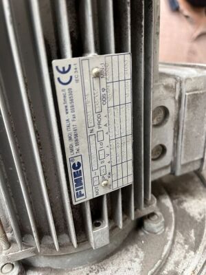 P & J Dust Extraction Unit - 4