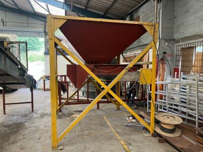 Shaker Hopper with Electric Motor