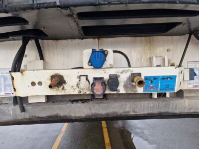 2017 Schmitz Triaxle Single Temp Refrigerated Trailer - 4