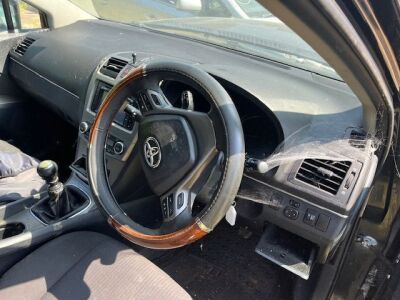 2010 Toyota Avensis D-4D TR - 5