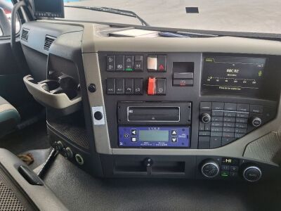 2018 Volvo FM460 8x4 Alloy Body Tipper - 15