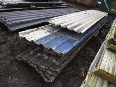 Steel Building Parts, To Include - Girders, Cross Members, Cladding + Insulated Cladding - 14