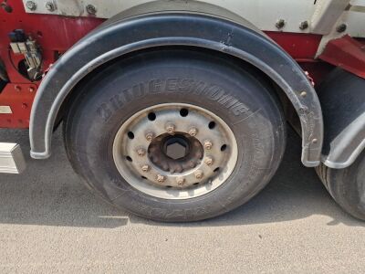2010 Crossland Alloy Body Triaxle Tanker - 9