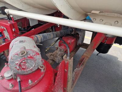 2010 Crossland Alloy Body Triaxle Tanker - 18