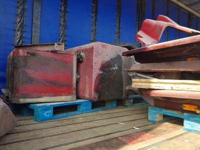 2 x Fuel Tanks