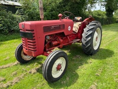 1962 McCormick International B275 Diesel 2WD Tractor