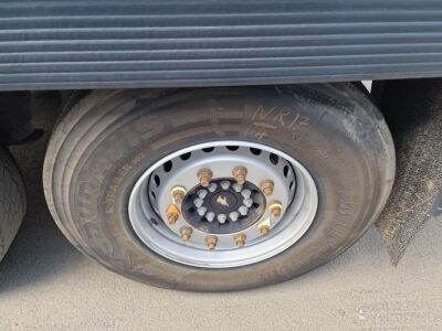 2018 Schmitz Triaxle Twin Evap Refrigerated Trailer - 11
