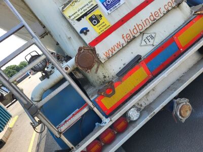 2011 Feldbinder 43³ Triaxle 3 Pot Powder Tank Trailer - 6