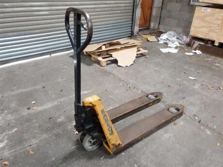 Barlow 2500Kg Pallet Truck
