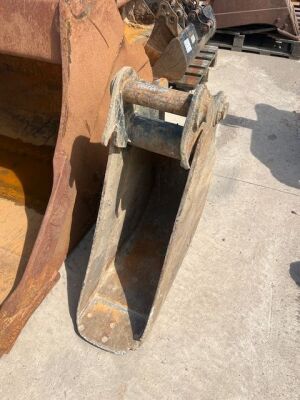 1ft KE3N Digging Bucket - 60mm Pins