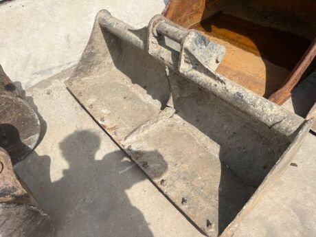 5ft Digging Bucket - 60mm Pins