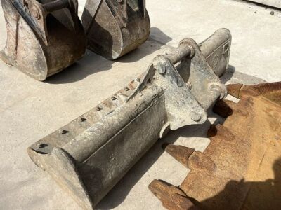 5ft Digging Bucket - 60mm Pins - 2