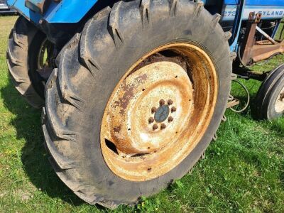 British Leyland 272 2WD Tractor  - 6