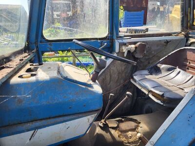 British Leyland 272 2WD Tractor  - 12