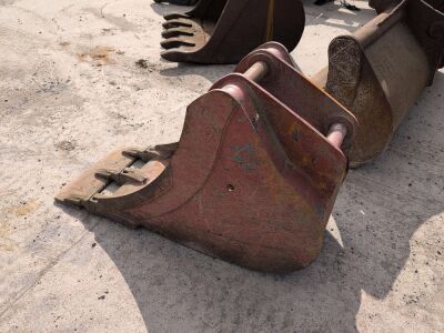 2ft Bucket - 65mm Pins - 3