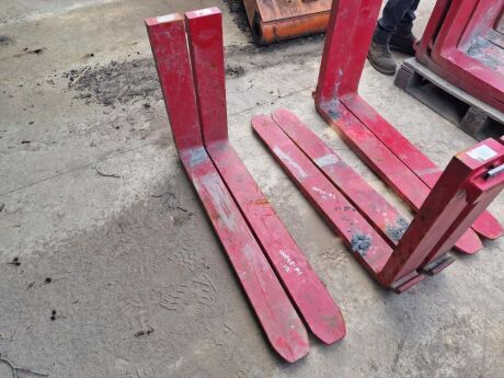 Pair of Bolzoni 1000mm Long Fork Tines