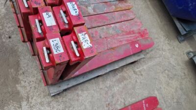 Pair of Bolzoni 1000mm Long Fork Tines