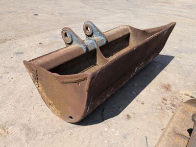 7ft Geith Bucket - 90mm Pin Holes - 4