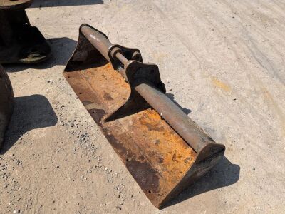 4ft Strickland Bucket - 30mm Pin