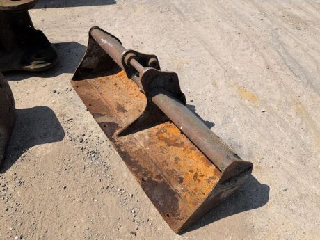 4ft Strickland Bucket - 30mm Pin