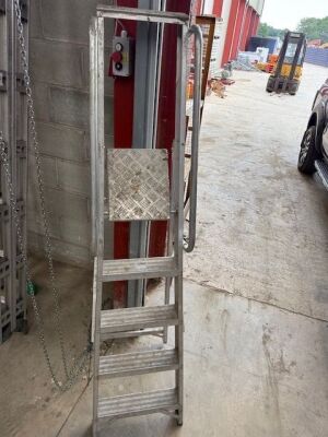 4 Tread Alloy Step Ladders