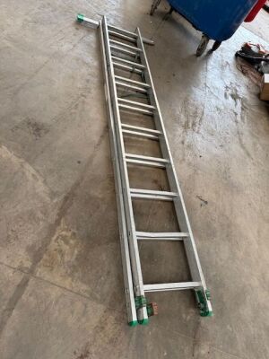 20 Rung (2x 10 Rung) Extending Ladders/Step Ladders - 3