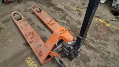 BT Products Pallet Truck