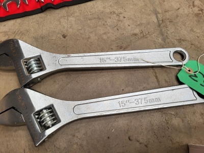 2x 15inch Adjustable Spanners