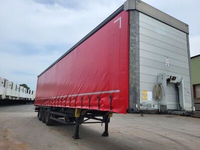 2017 Schmitz Triaxle Curtainside Trailer