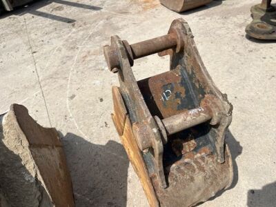 1ft Digging Bucket - 45mm Pins - 4