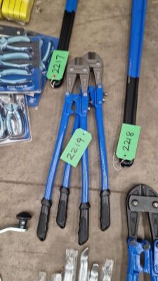 2x 24inch Bolt Cutters