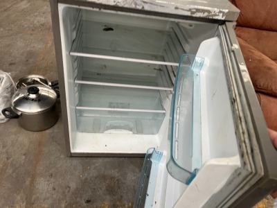 Logik Fridge  - 2