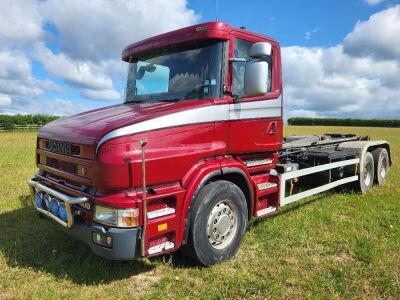 Scania 124G 400 6x4 Hook Loader