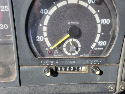Scania 124G 400 6x4 Hook Loader - 8