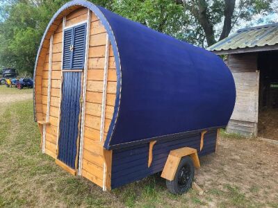 Single Axle Drawbar Shepards Hut - 3