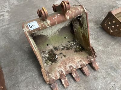 3ft Digging Bucket - 45mm Pins